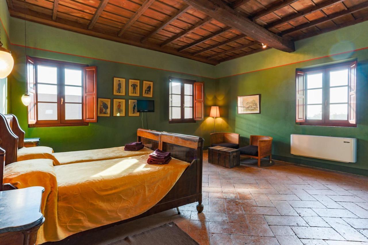 Agriturismo Le Corti Della Gualdana Voghera Bagian luar foto