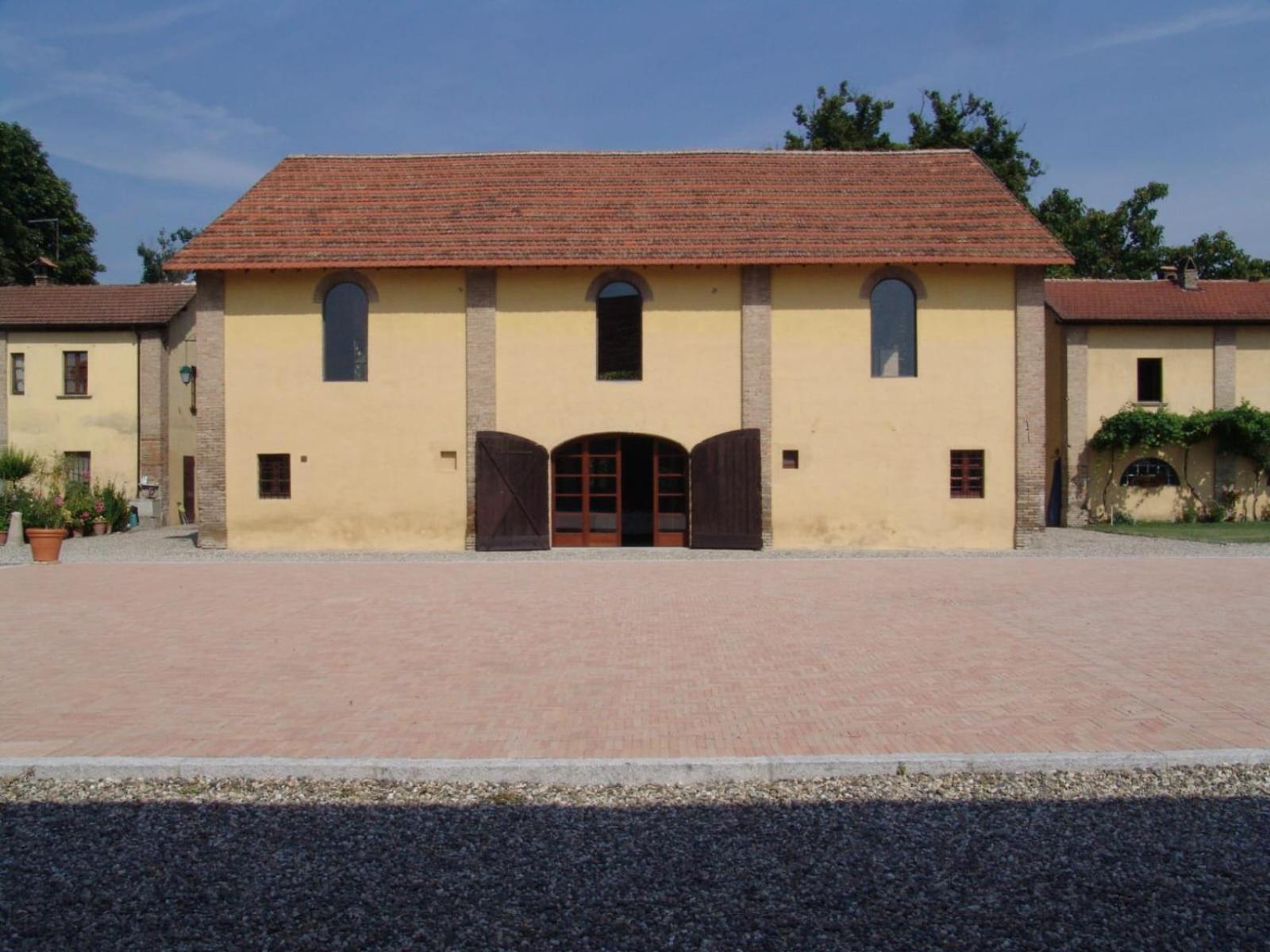 Agriturismo Le Corti Della Gualdana Voghera Bagian luar foto