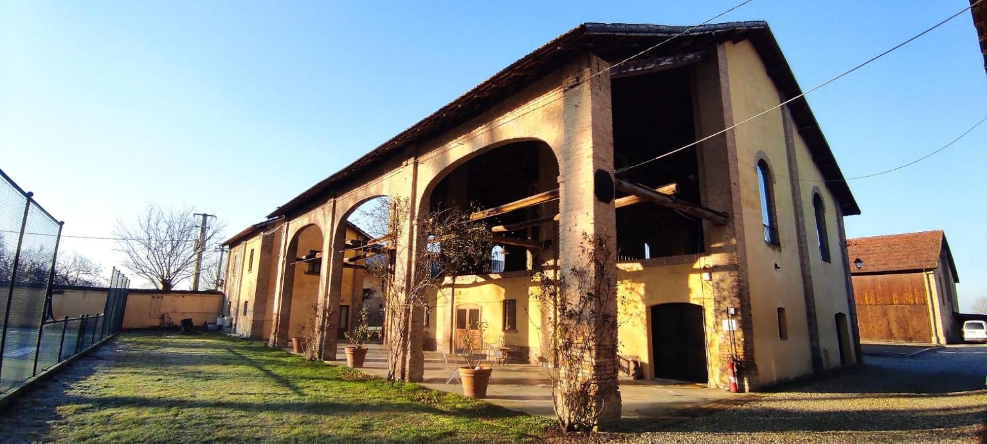 Agriturismo Le Corti Della Gualdana Voghera Bagian luar foto