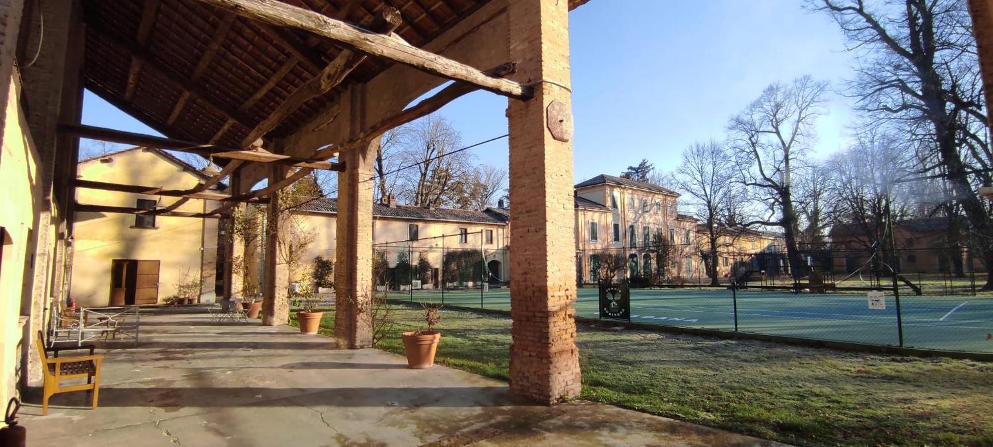Agriturismo Le Corti Della Gualdana Voghera Bagian luar foto